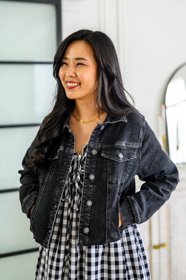 JUDY BLUE Charlie Cropped Denim Jacket - Image 4