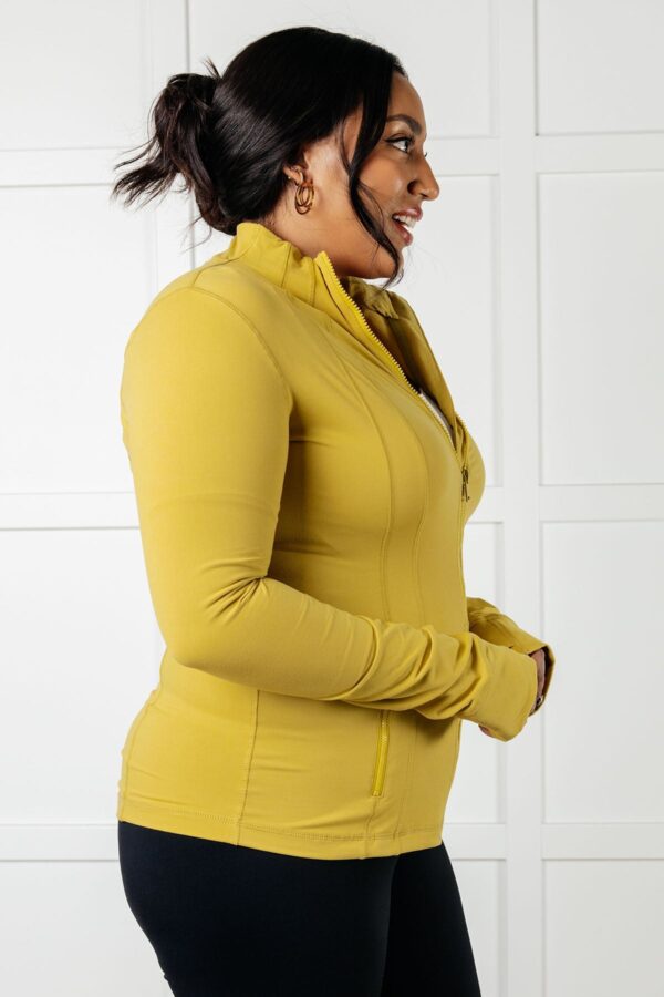 Staying Swift Activewear Jacket in Yellow Pear - Image 9