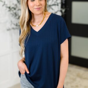 Top Shelf Basic V-Neck Ribbed Tee in Navy